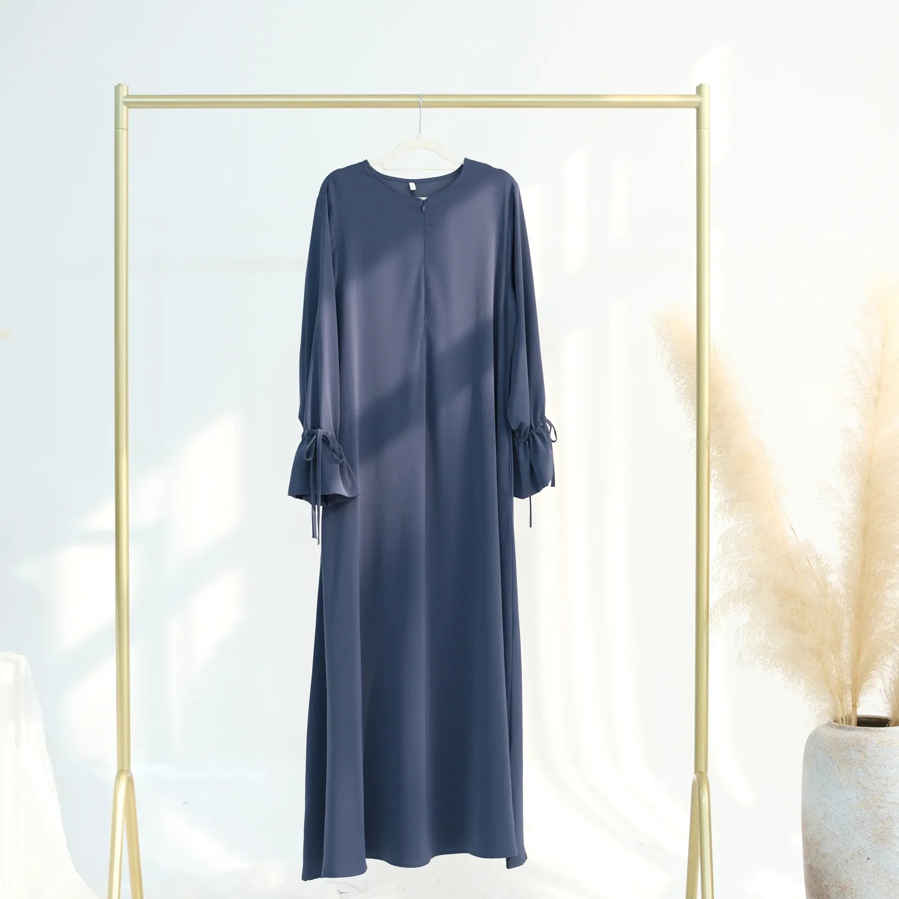 Elegant Ramadan Abaya 2025 | Dubai-Inspired Modest Muslim Women’s Dress
