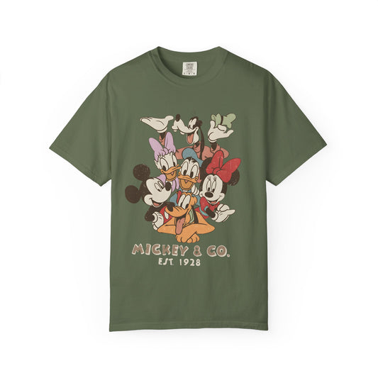 Halloween Character T-shirt, Funny Halloween Tee, Unisex Graphic Shirt, Fall Celebration T-shirt, Spooky Season Apparel