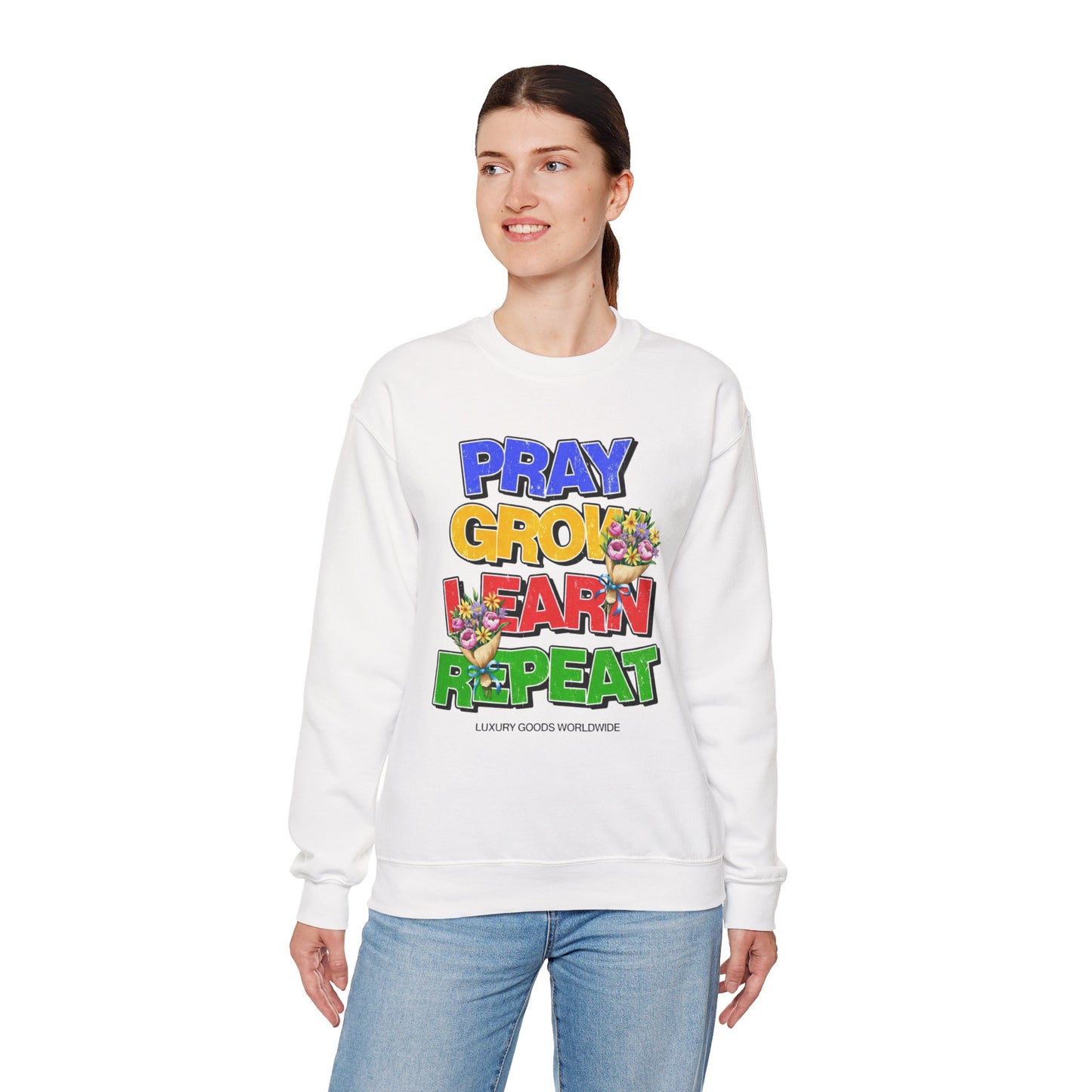 Sudadera con cuello redondo "Oración, Crecimiento, Aprendizaje, Repetición" — Jersey floral inspirador