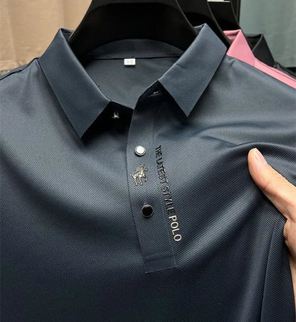 Véneto: Polo de corte musculoso